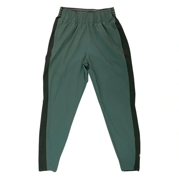 Nike Essential 7/8 Dri-Fit Pants in two-tone green size XS - Picture 3 of 7